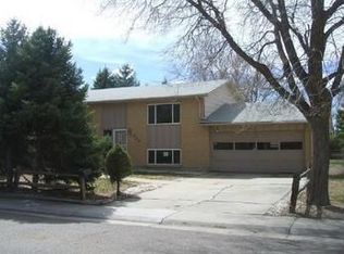 823 Nucla St, Aurora, CO 80011