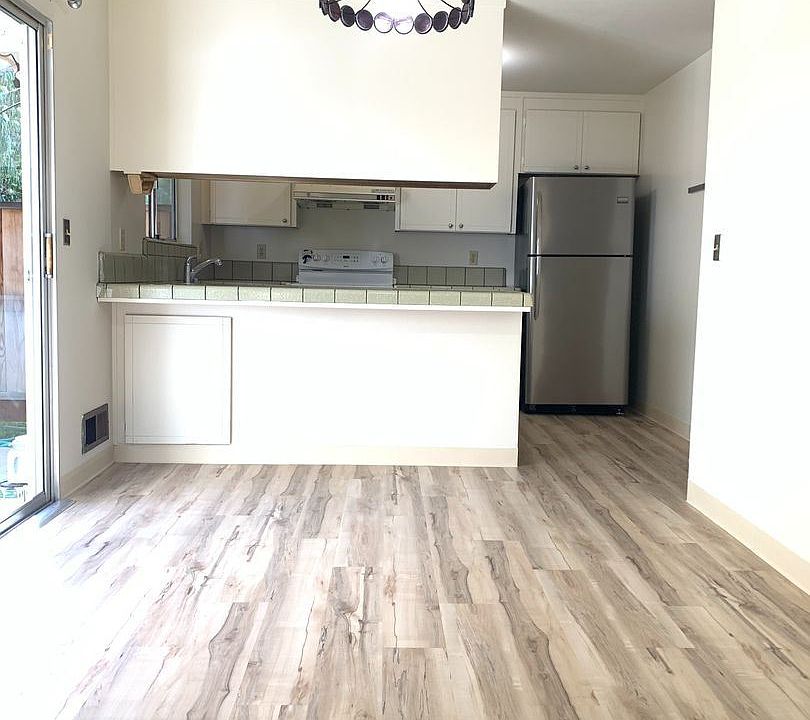 1st image of 1254 Valerian Ct