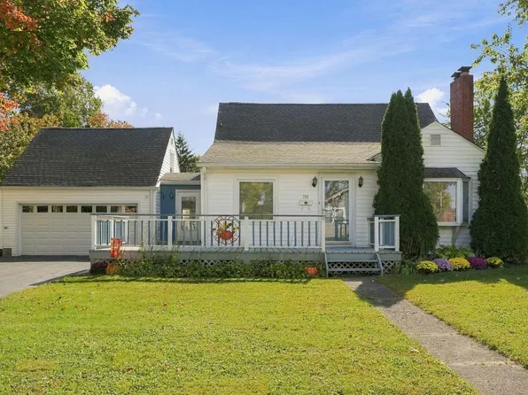 711 Himes St, Huntington, IN 46750