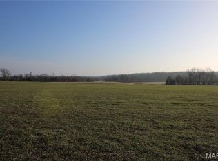 7 Sharps Pl, Perry, MO 63462