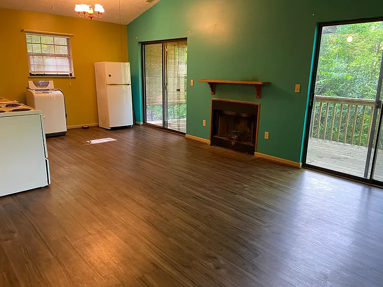 13 Wood Robin Ln — Photo 5