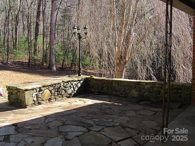 2nd image of 9 Vance Dr