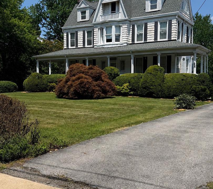 1st image of 2 N Beechwood Ave