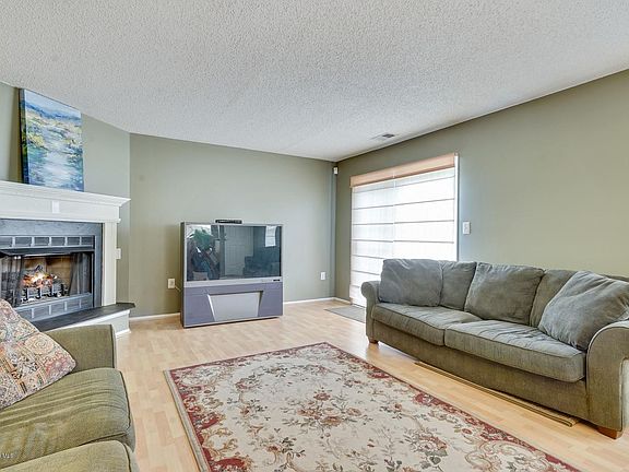 4th image of 51 Richmond Ct