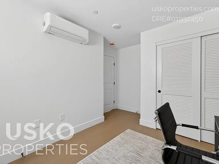 2708 T St #1 — Photo 18