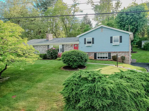 180 Lawndale Dr, Bristol, VA 24201