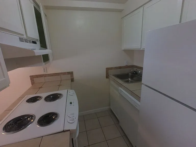 4955 Moorhead Ave #C — Photo 5