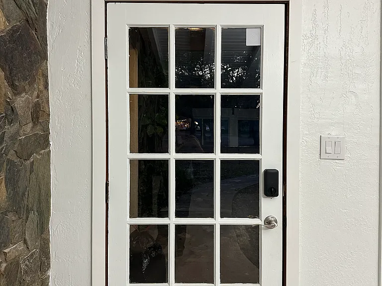 2650 Philippe Pkwy — Photo 12