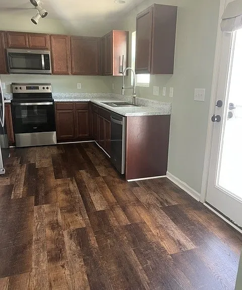 67 Aleah Ct — Photo 3