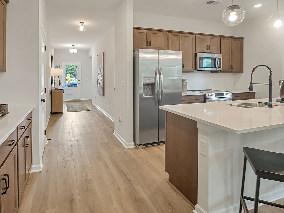 The Avondale - Kitchen