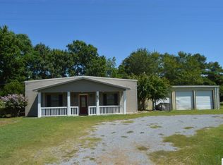 573 Kilbourne Ave, Oak Grove, LA 71263