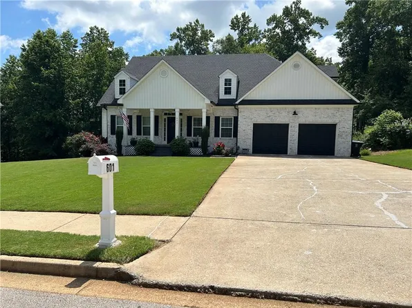 601 Birchwood Dr, Temple, GA 30179