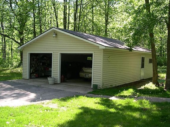 2nd image of 53100 Fairfield Ave