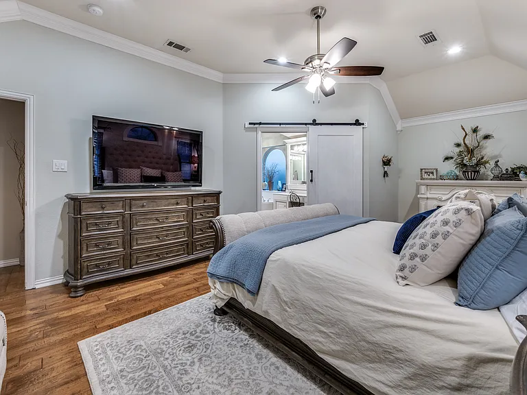 8533 Brandonwood Dr — Photo 14