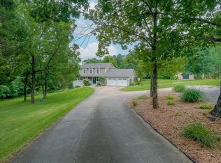 5233 Huntington Woods Rd, Frankfort, KY 40601