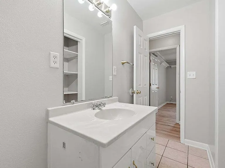 106 Andrews Ave — Photo 28