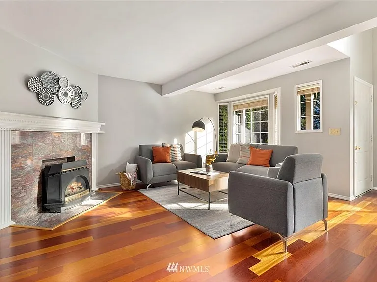 7818 NE 140th Pl — Photo 3