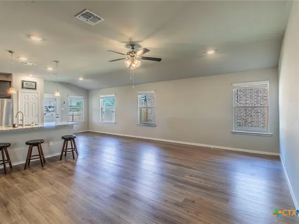 314 Stone Valley Rd, Temple, TX 76502