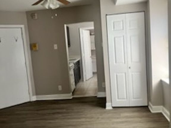 2nd image of 4040 Spruce St APT 6