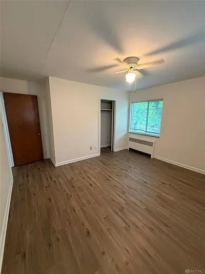 5039 Far Hills Ave — Photo 8