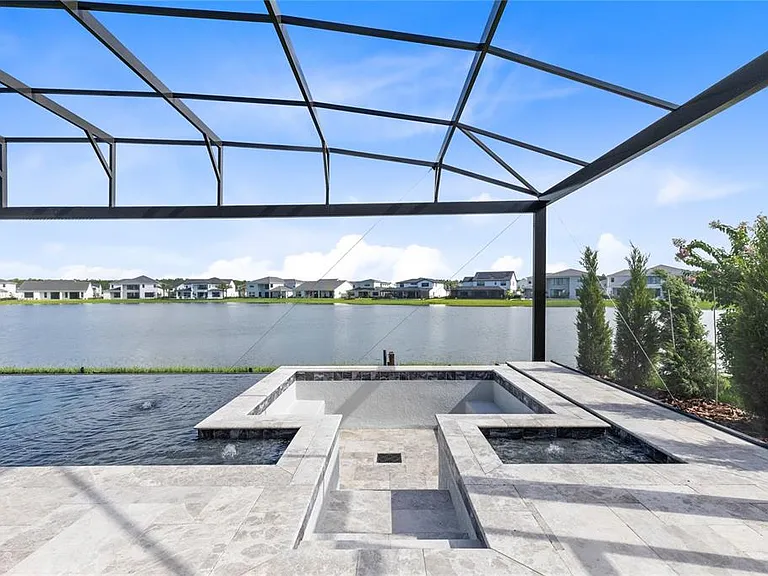 9445 Santorini Dr — Photo 45
