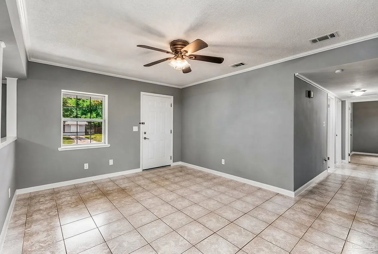 3-Bedroom Home + Bonus Flex Space & Fenced Yard | $1,600/Month — Photo 4
