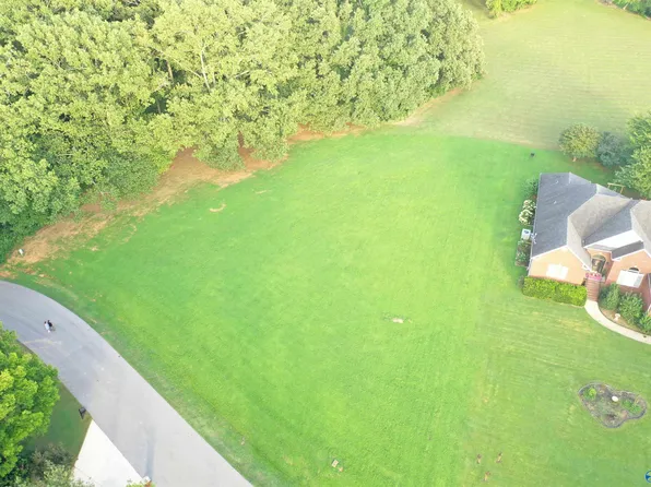 13206 Saint Andrew Dr, Athens, AL 35611