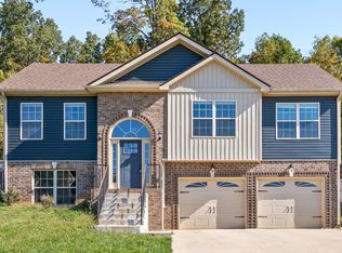 1221 Ridge Meadow Dr, Clarksville, TN 37042