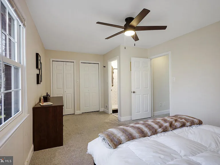 3290 Applegate Ct — Photo 15