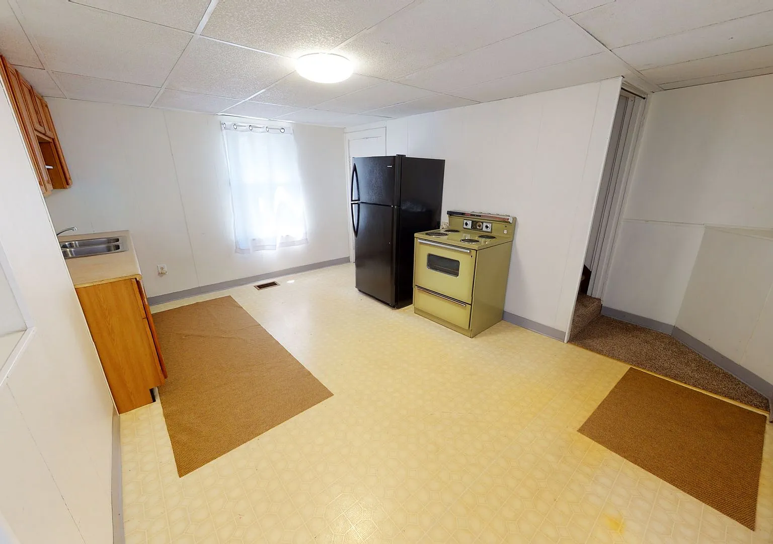 1 Bed 1 Bath House for Rent in Butler — Photo 4