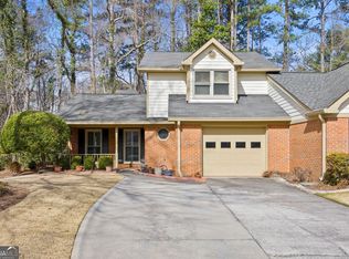 6 Dover Trl, Peachtree City, GA