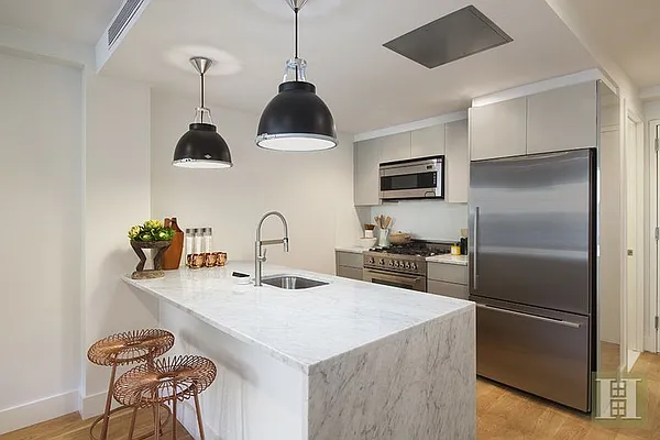 Rented by Halstead Real Estate | media 24