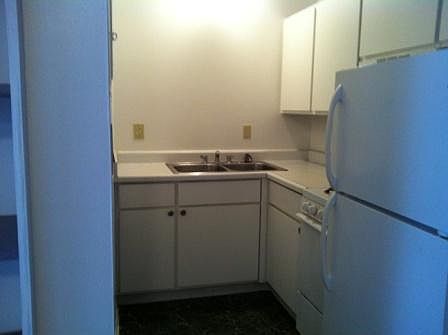 2nd image of 100 N Jefferson St APT 408