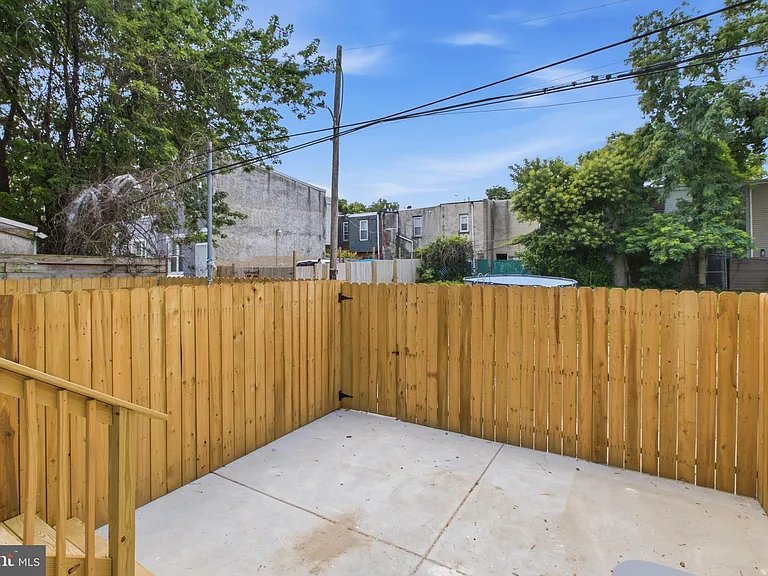 2237 N 16th St #1 — Photo 9