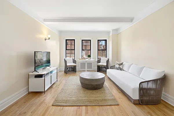 Rented by Citi Habitats | media 15