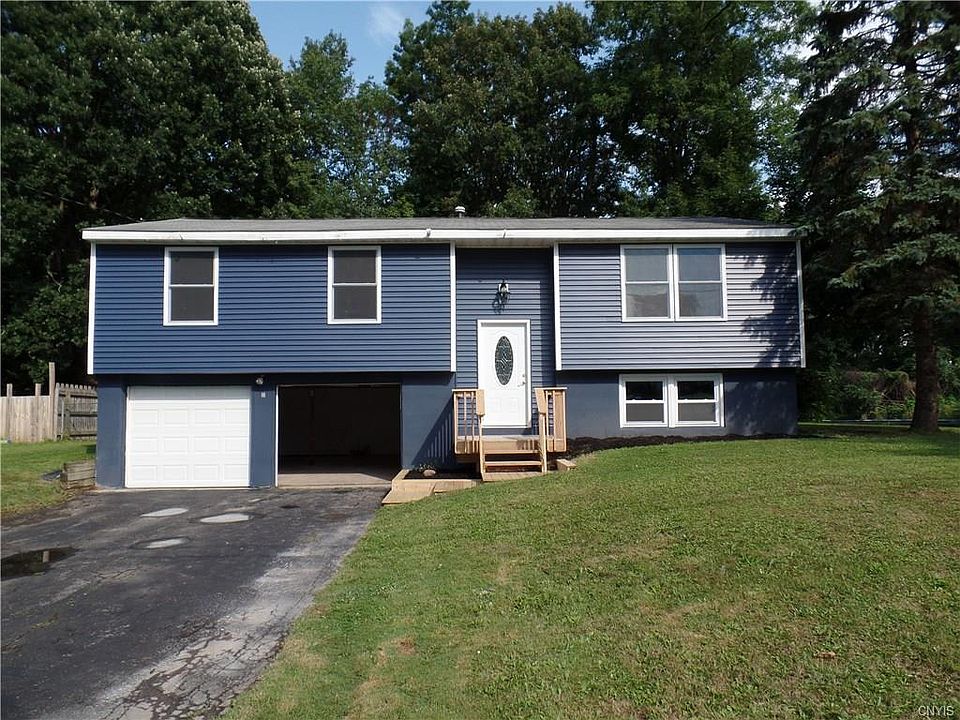 1st image of 301 Birchwood Blvd