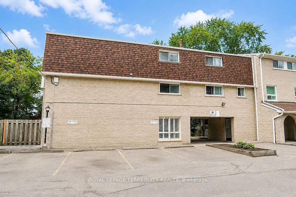 4 bed, $3,100 — Photo 4