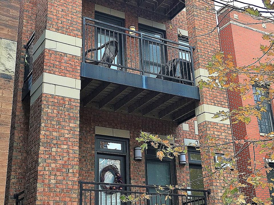 1st image of 2349 N Greenview Ave #2N