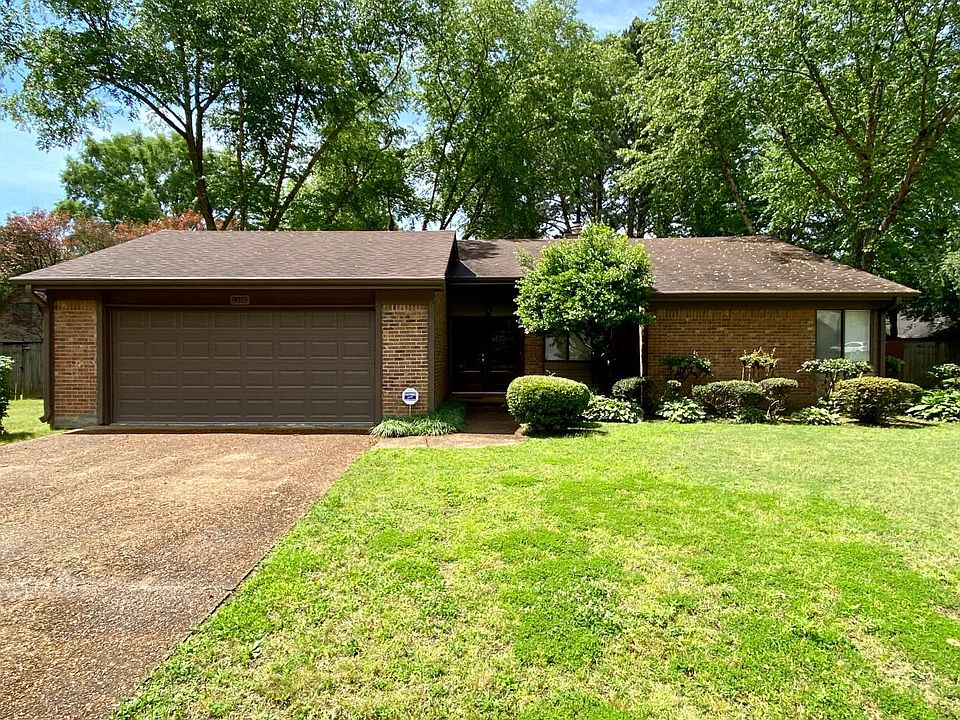 1st image of 8015 Sunny Creek Dr