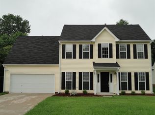 8307 Vermilion Dr, Charlotte, NC 28215