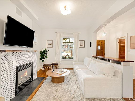 5th image of 3740 Stuart Street
