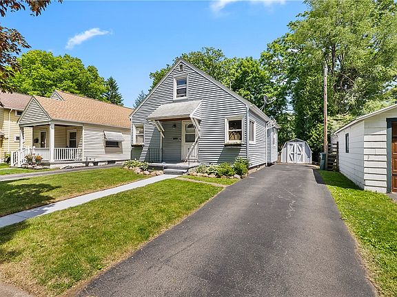 2nd image of 24 Van Bergh Ave