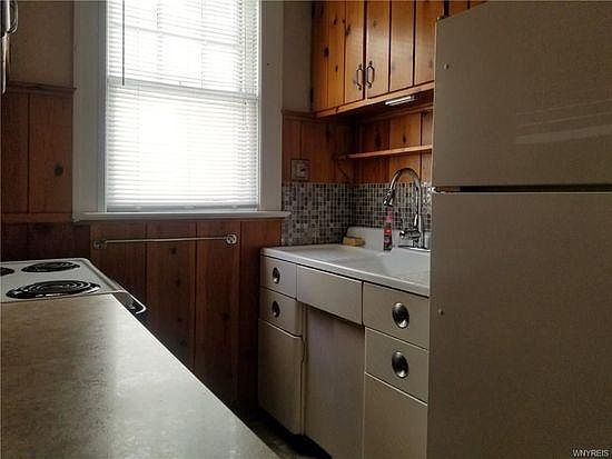4th image of 247 Tremont St Lowr #