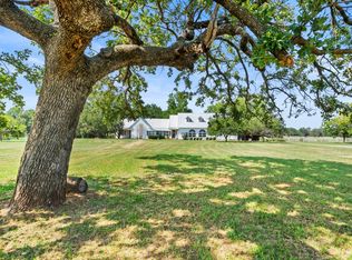 1305 Big Valley Cir, Lipan, TX 76462
