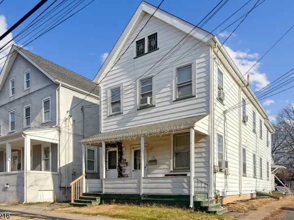 38 Thompson St, Raritan Boro, NJ 08869