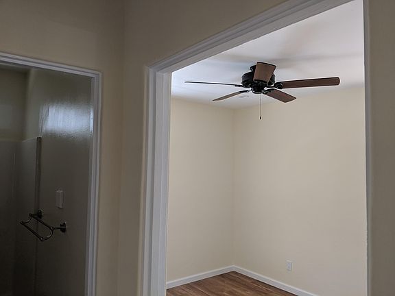 2nd image of 3241 38th St