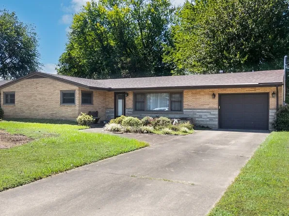 600 47th St, Vienna, WV 26105