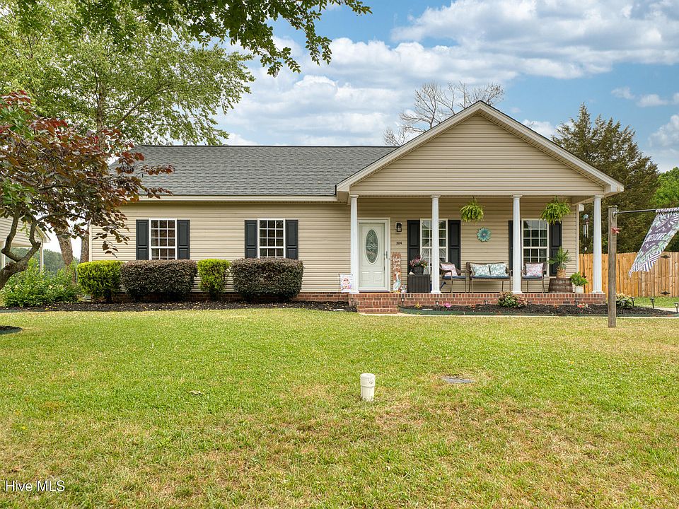 1st image of 304 Sandy Knob Lane