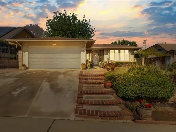 2122 Adrienne Dr, Corona, CA 92882