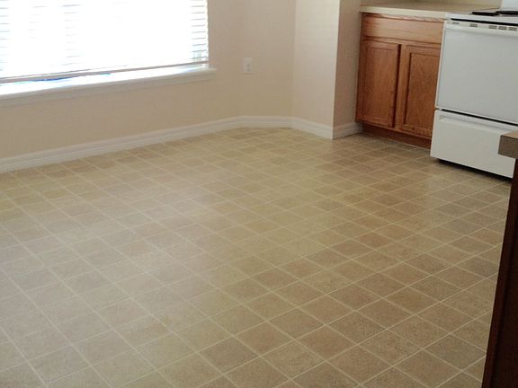 3rd image of 2621 Dunraven Ct